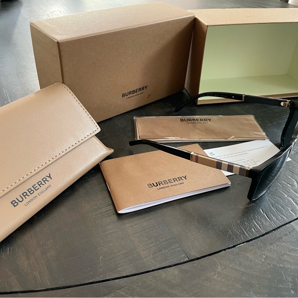 Brand new Burberry sunglasses